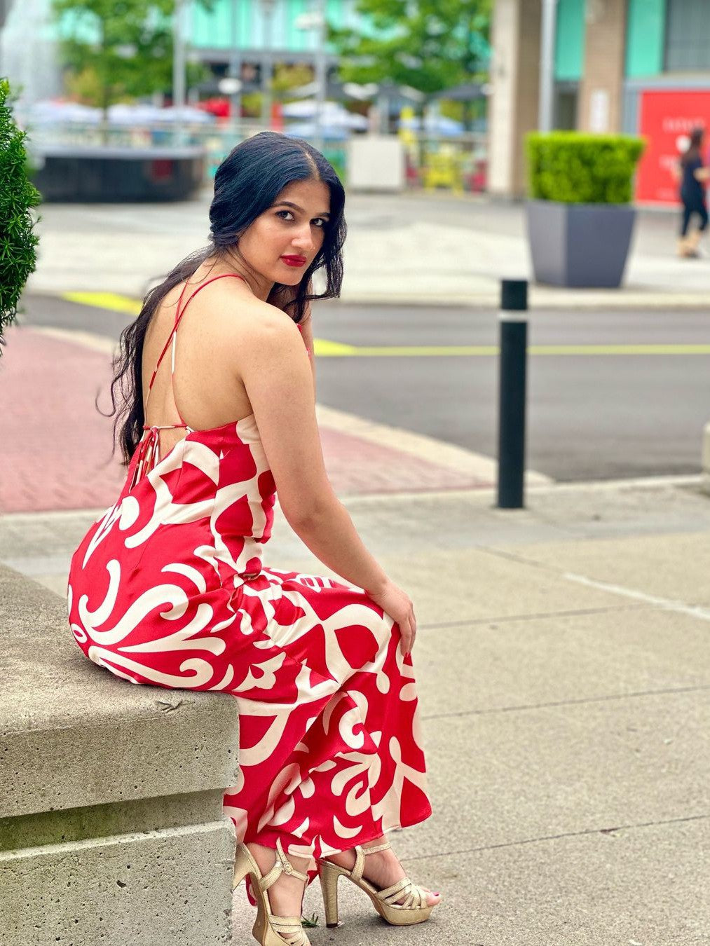 Applique Flower Halterneck Backless Maxi Dress