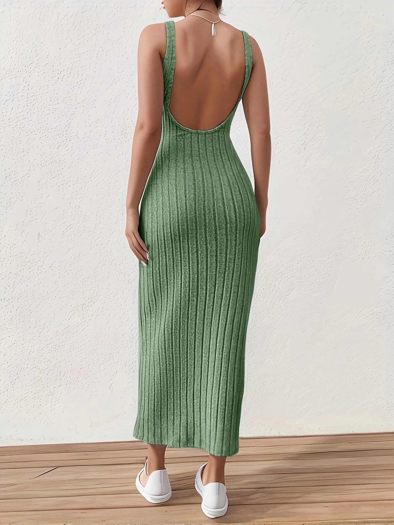 Backless Mid-length Sleeveless Midi Dresses