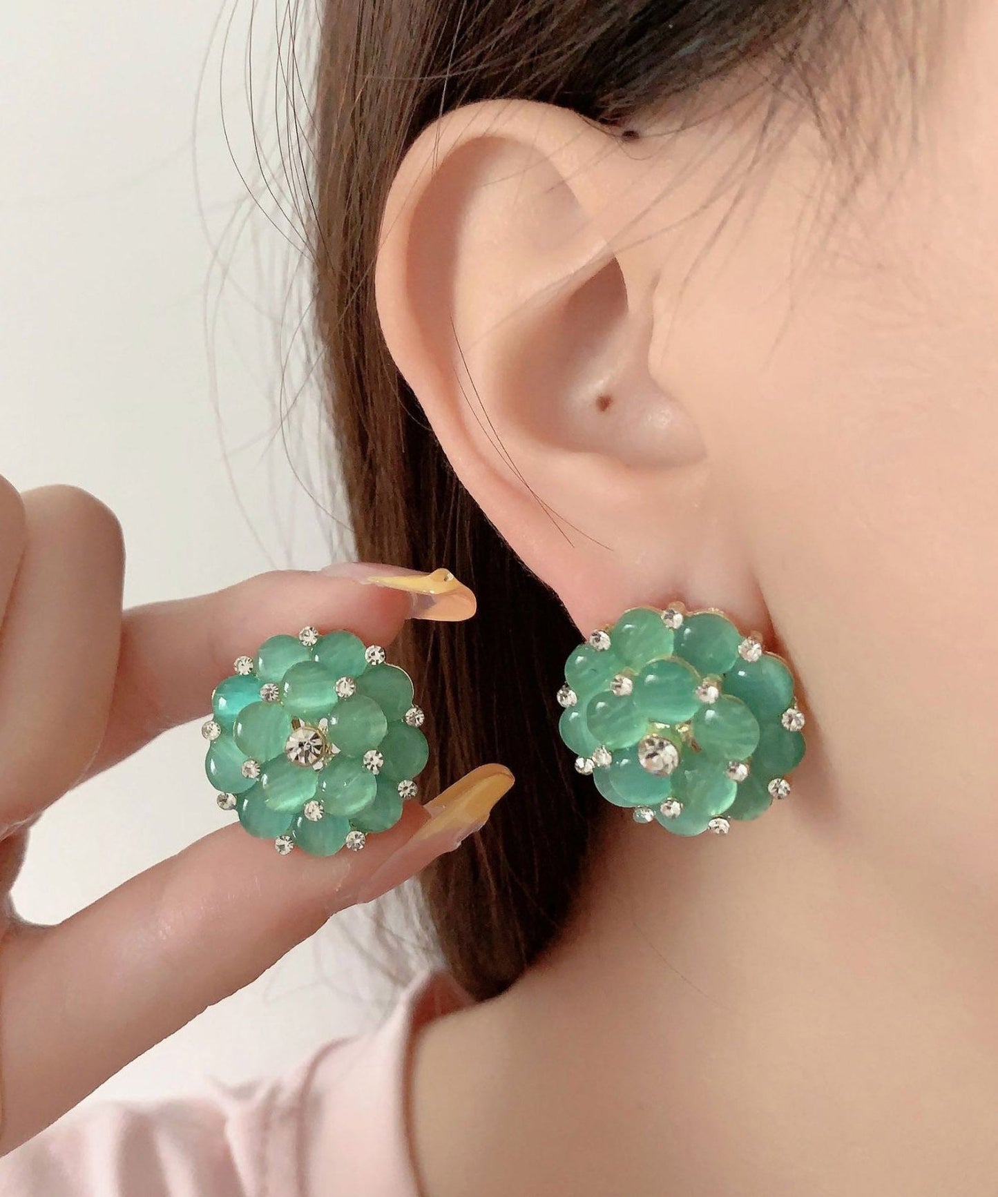Stylish Green Alloy Zircon Cat's Eye Stud Earrings