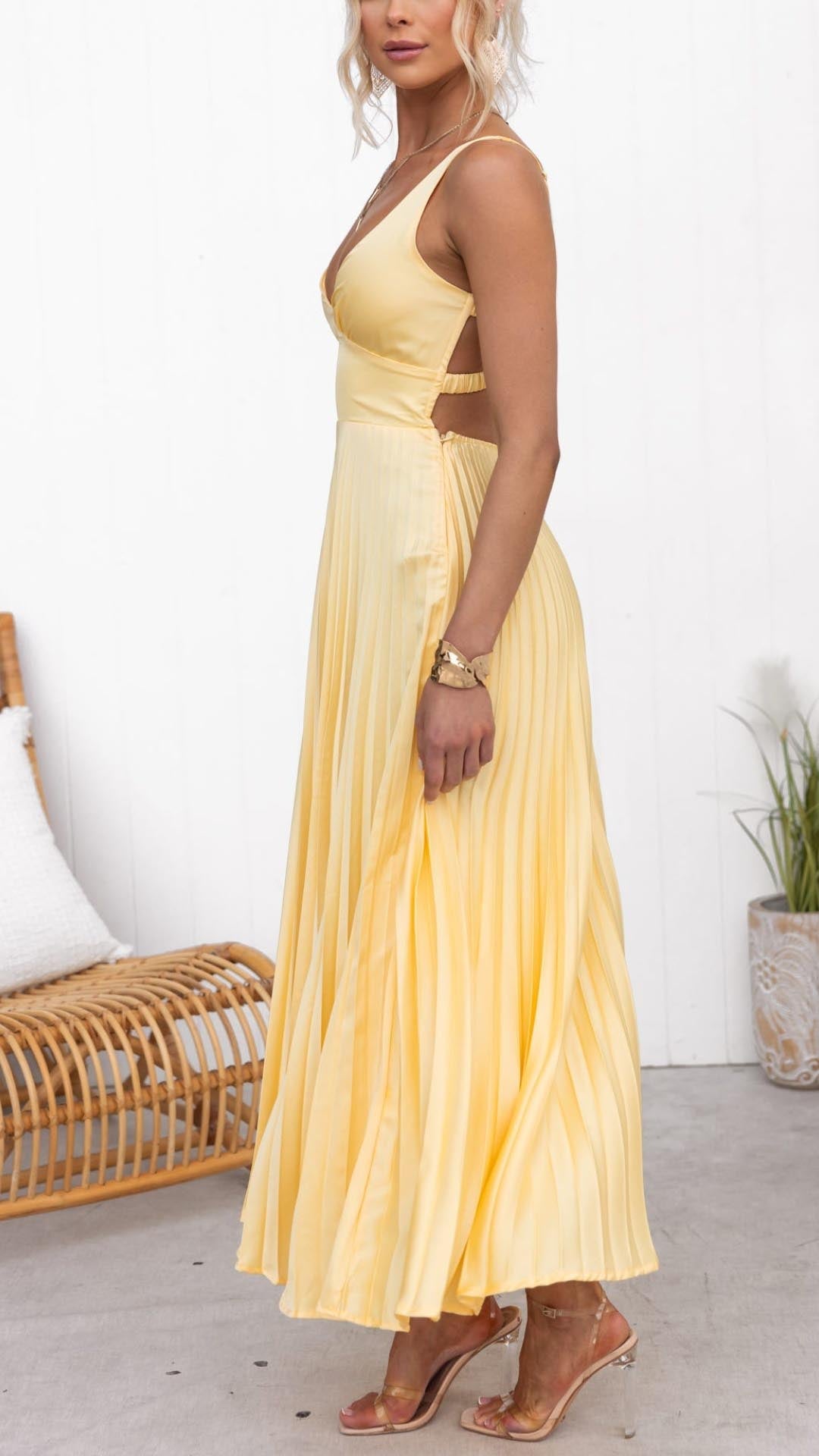 Cherry - Pleated Maxi Dress