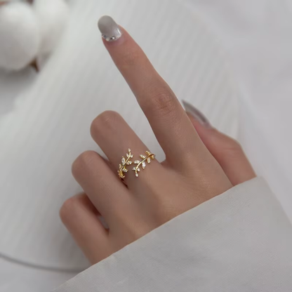 Majestic Vines Silver Ring