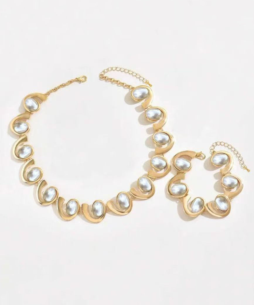 Gold Copper Necklace and Chain Bracelet Two-piece Set
