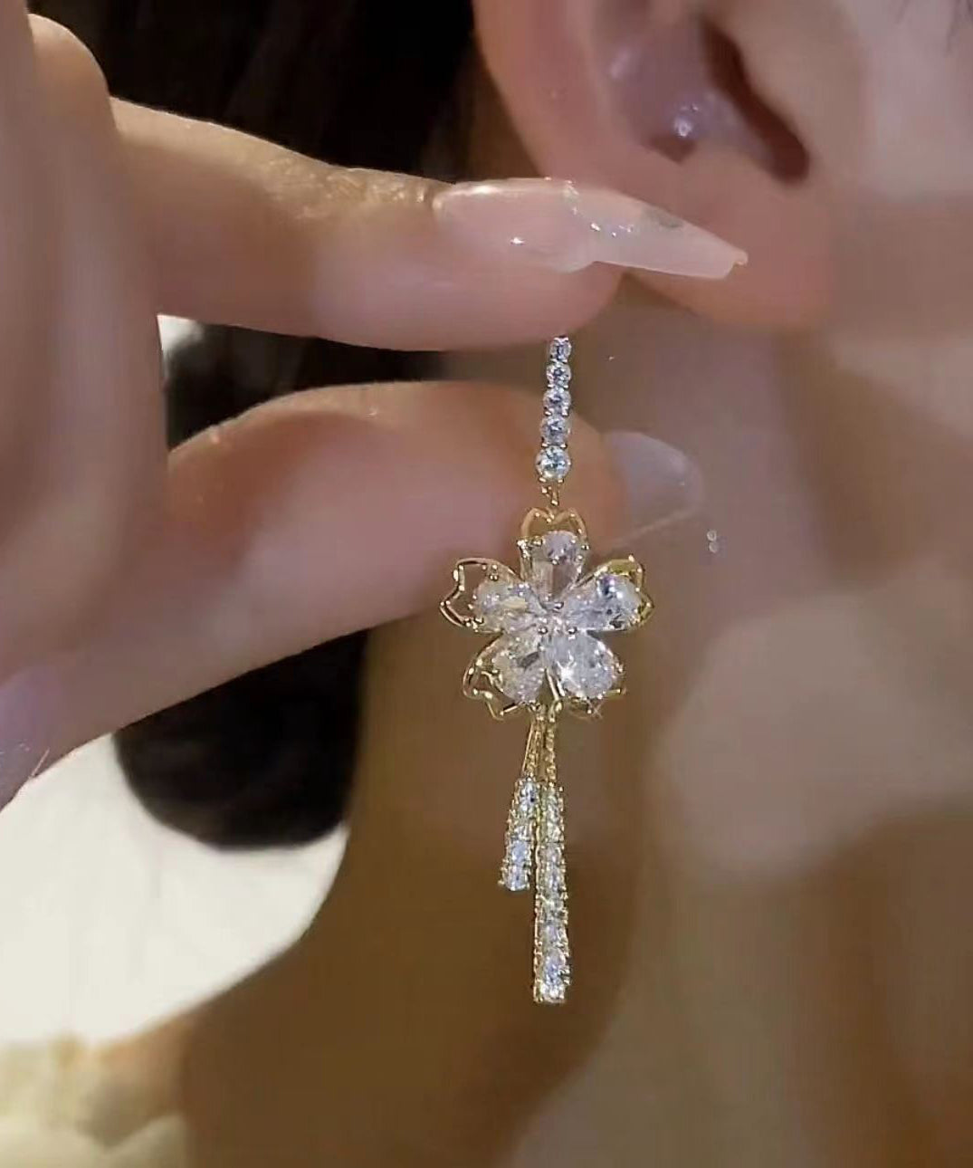 Art White Zircon Bow Tassel Drop Earrings