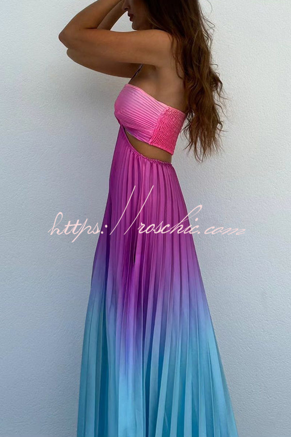 Get Ready Gradient Print Cutout Halterneck Pleated Maxi Dress