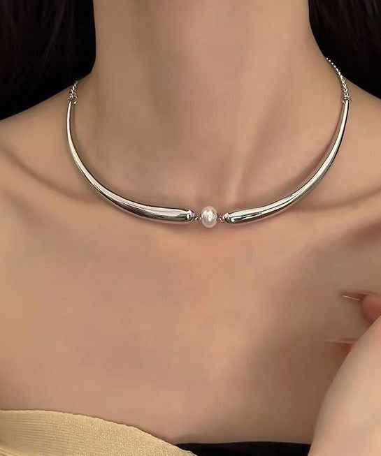 Pearl Patchwork Fine Tungsten Steel Choker