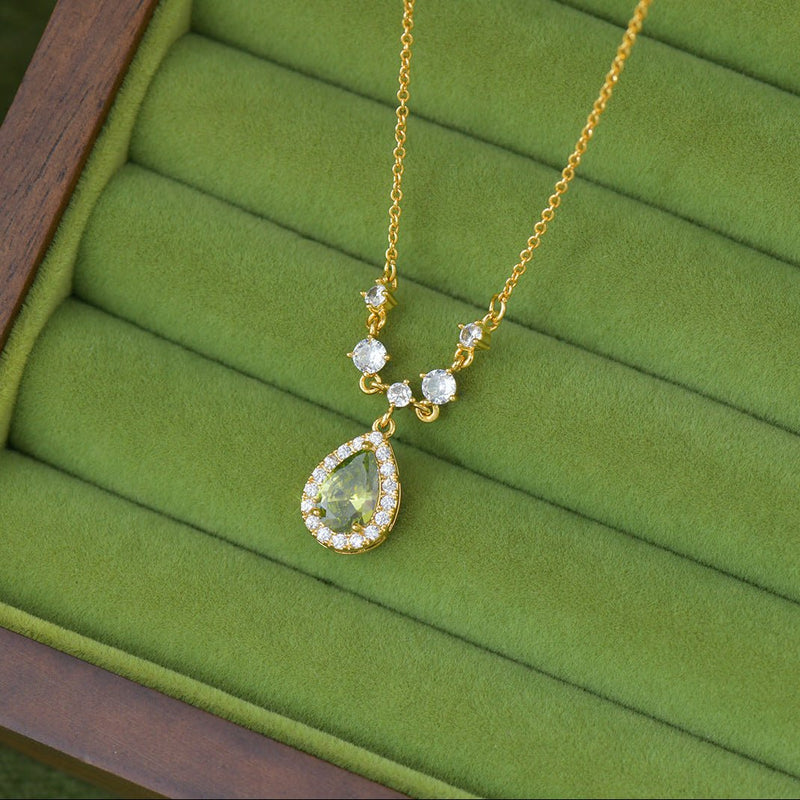 Aurelia Peridot Necklace