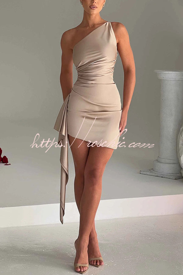 Slim Fit Backless One-shoulder Satin Mini Dress