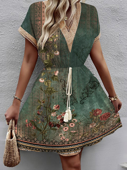 A-line Loose Elasticity Flower Print Hollow Split-joint Tasseled Tied Waist V-neck Mini Dresses