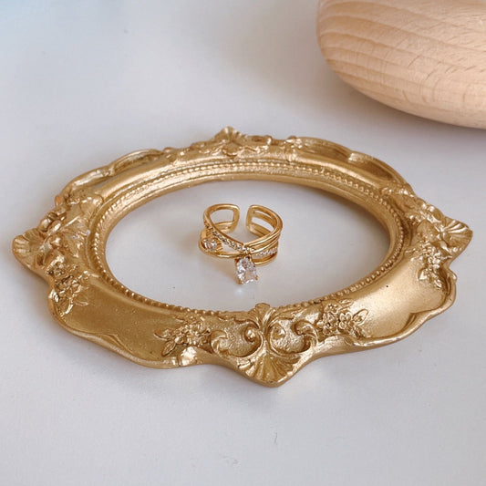 [] Madison Baroque Ring