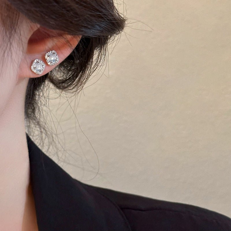 Baroque Stud Earrings - Rachelle