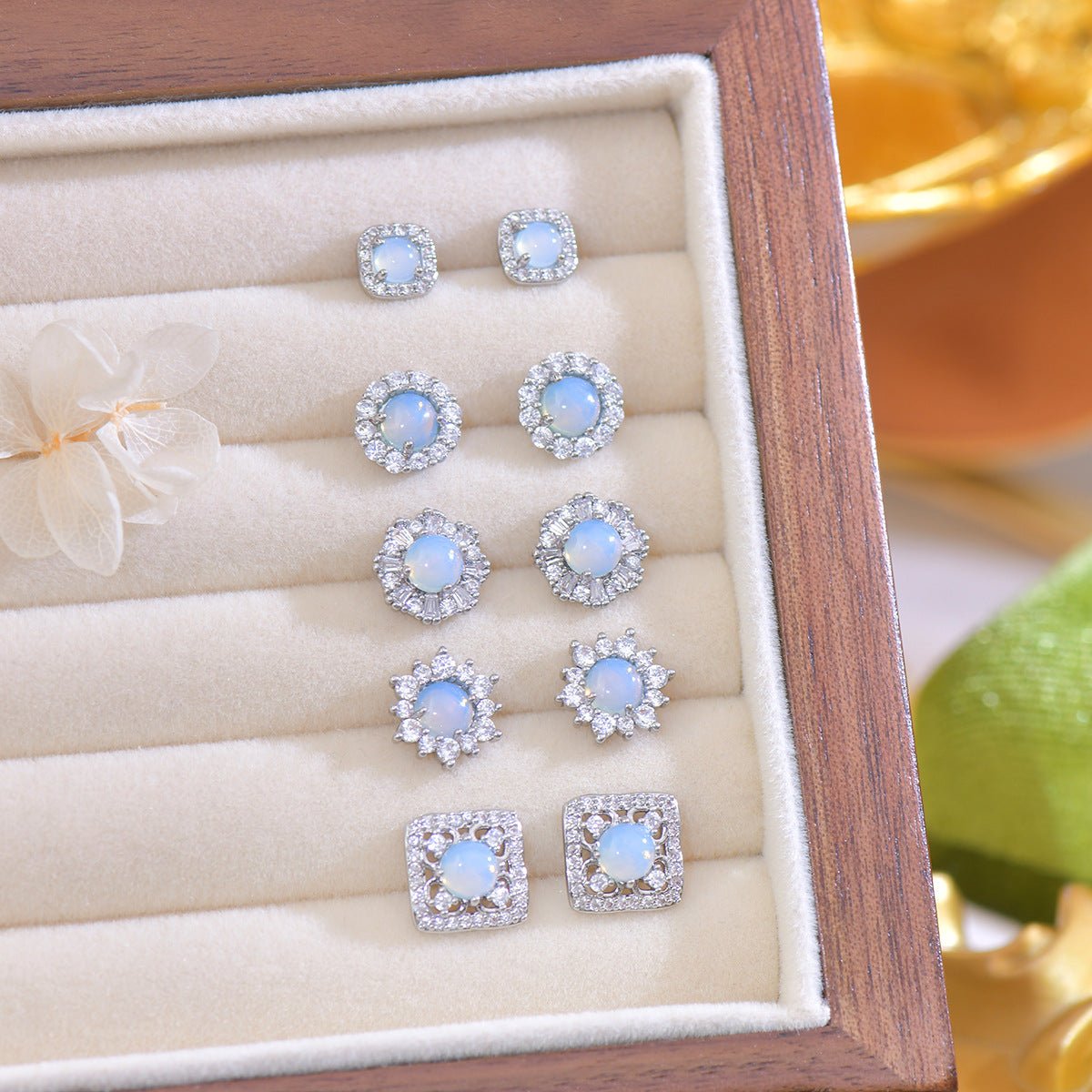Baroque Stud Earrings - Shelly