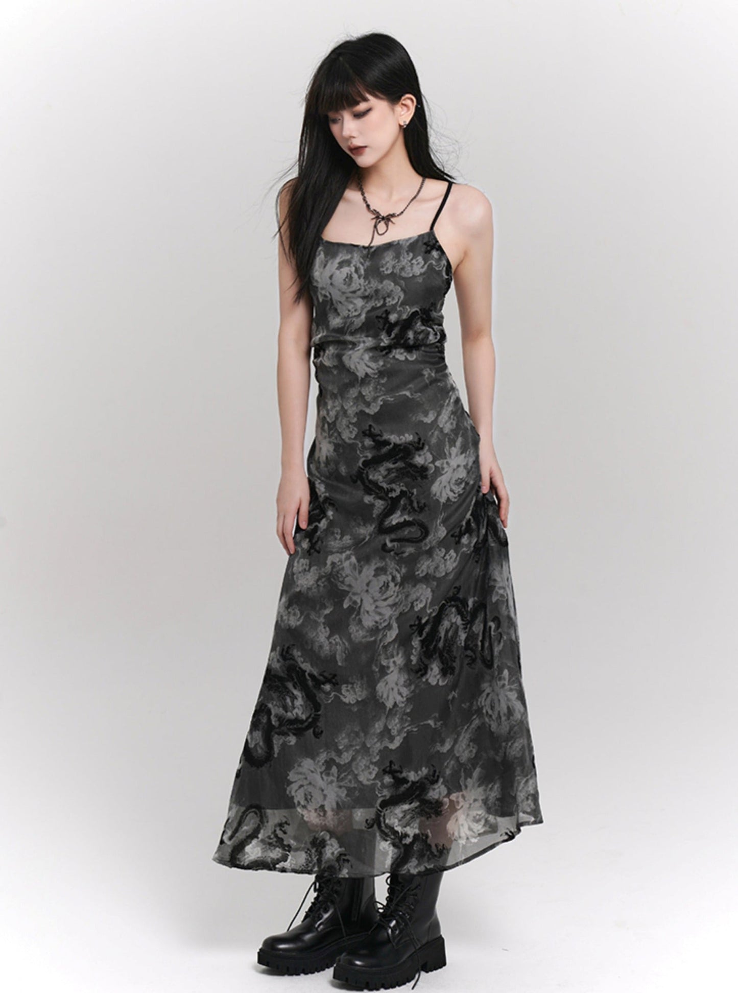 Ladyghost Chinese Style Fitted Maxi Dress - Gray Patterned Sleeveless Ankle-length