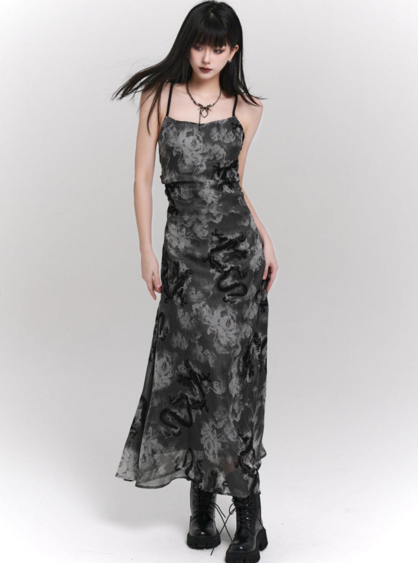 Ladyghost Chinese Style Fitted Maxi Dress - Gray Patterned Sleeveless Ankle-length