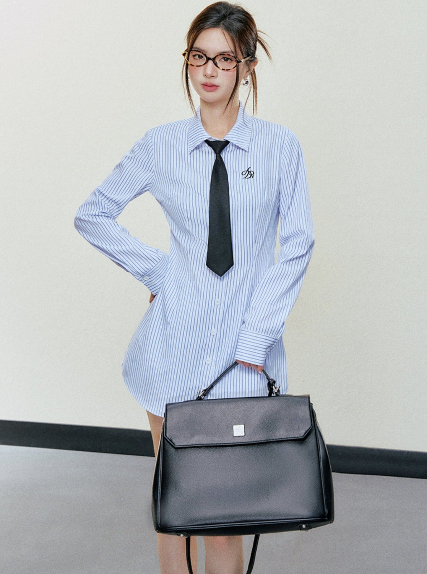 Classic Striped Button-down Shirt - Long Sleeve Fitted Collared Blouse