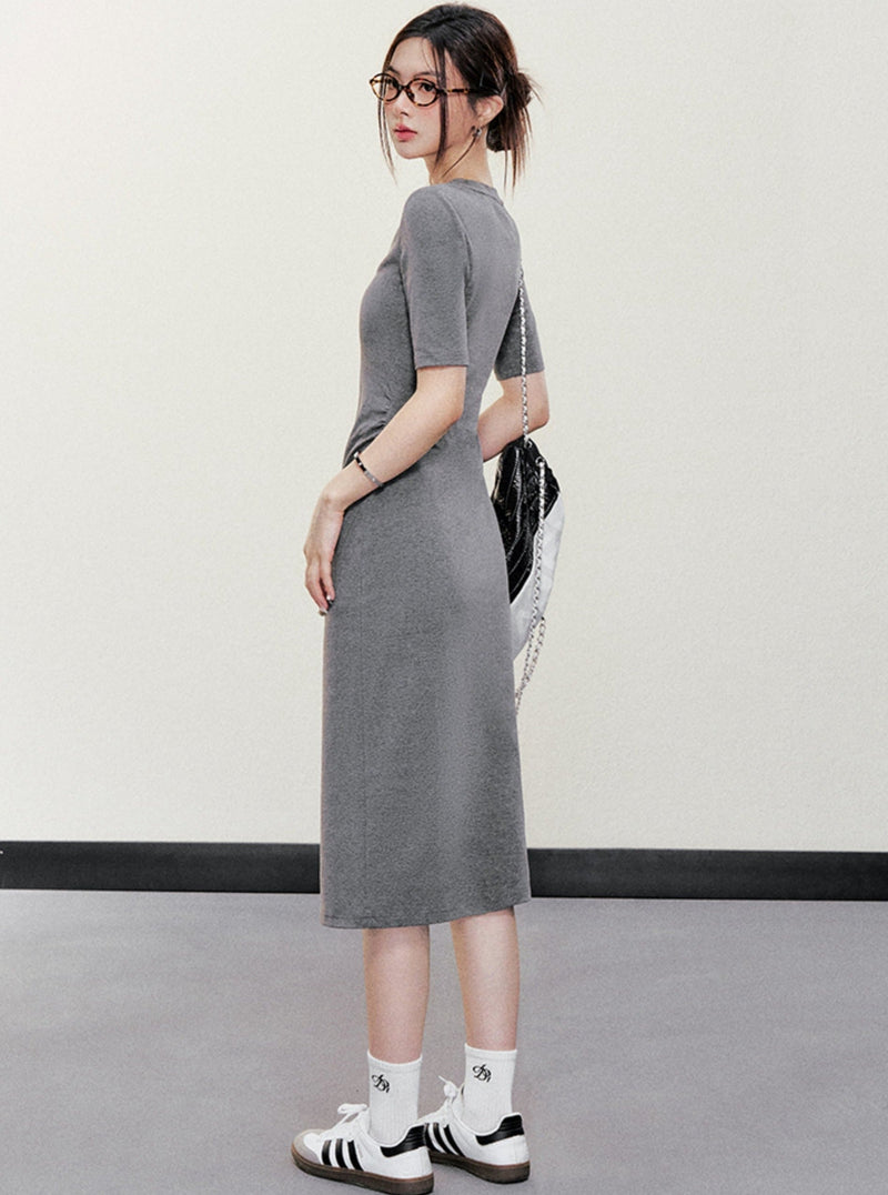 Sleek V-neck Midi Dress: Figure-hugging Bodycon With Elbow-length Sleeves in Heather Gray and Black