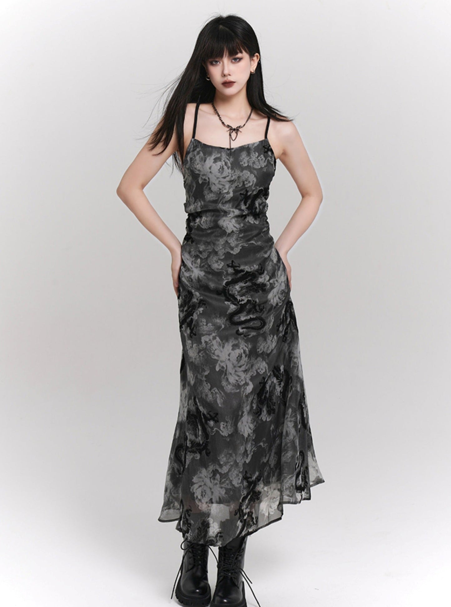 Ladyghost Chinese Style Fitted Maxi Dress - Gray Patterned Sleeveless Ankle-length
