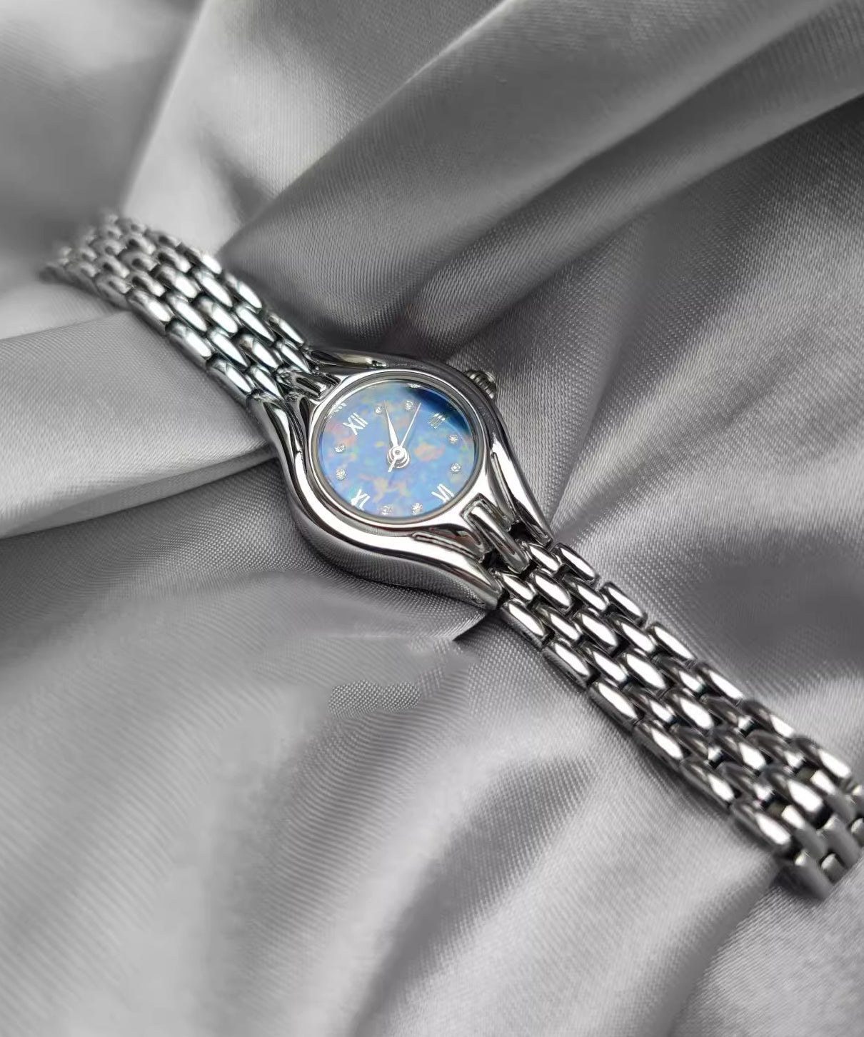 Original Design Gold Metal Quartz Movement Watches