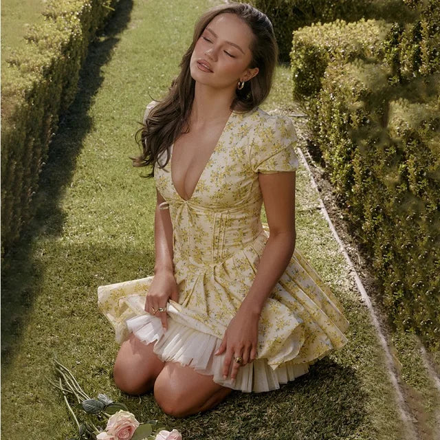 Deep V Short Sleeve Mini Dress ’s Lined Folds Patchwork Ball Gown Dress Club Party Outfit Summer