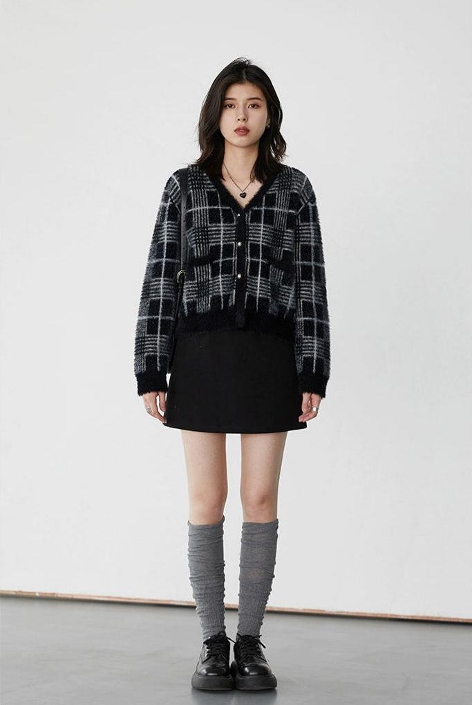 Plaid Fuzzy Cropped Cardigan