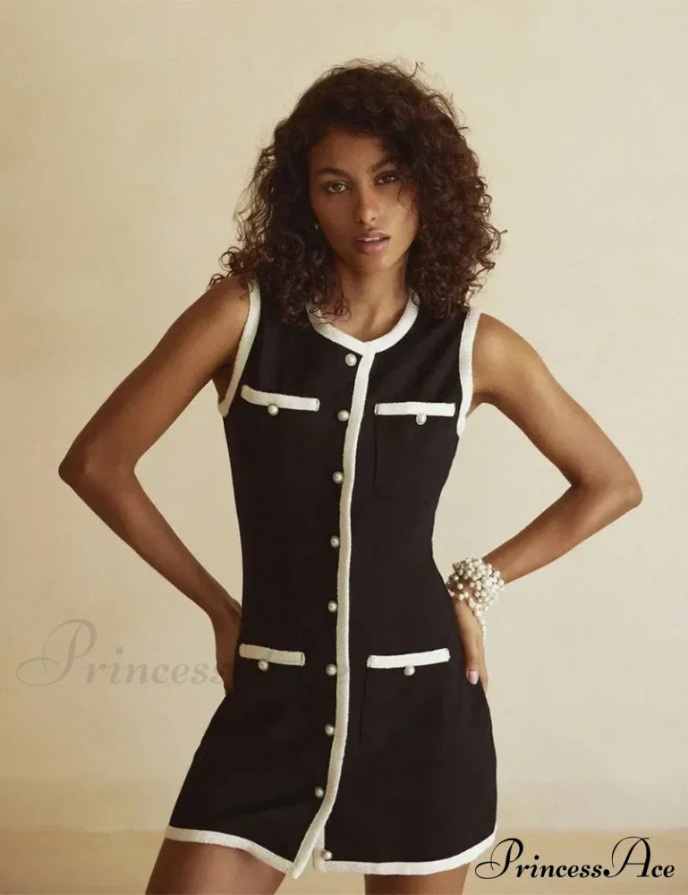 Black Sleeveless Contrast Charming Buttoned Mini Dress