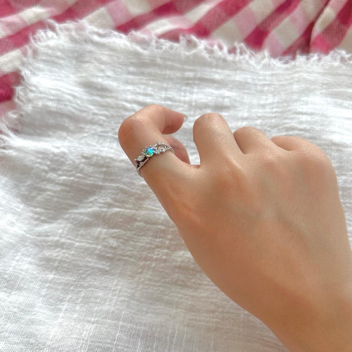 [] Mila Blue Gem Ring