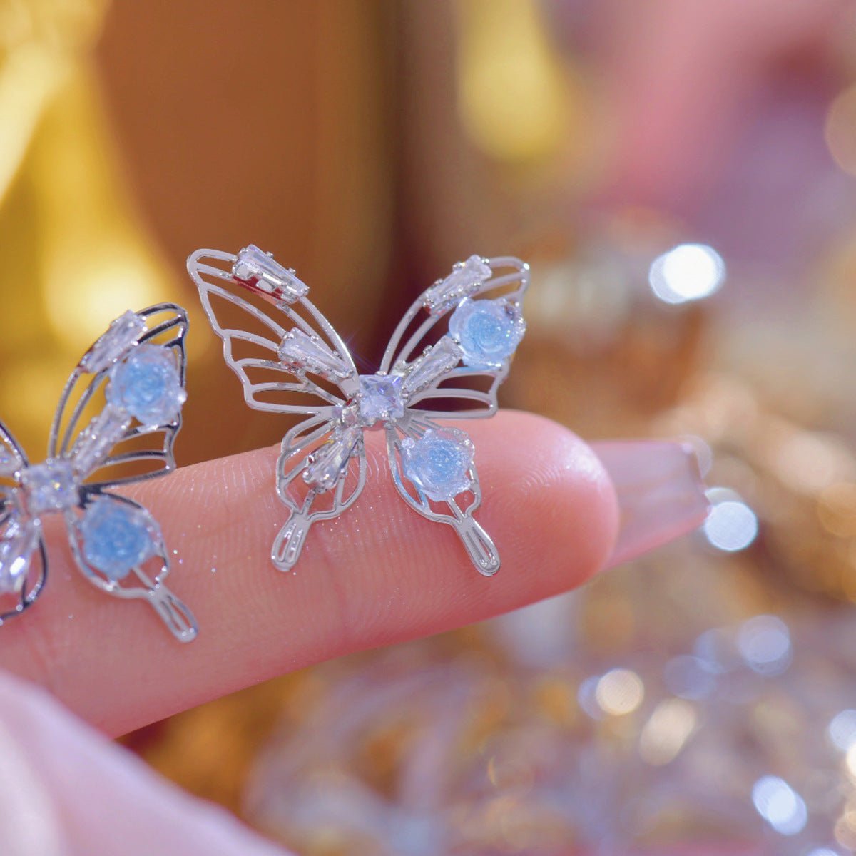 [] Blue Rose Butterfly Earrings
