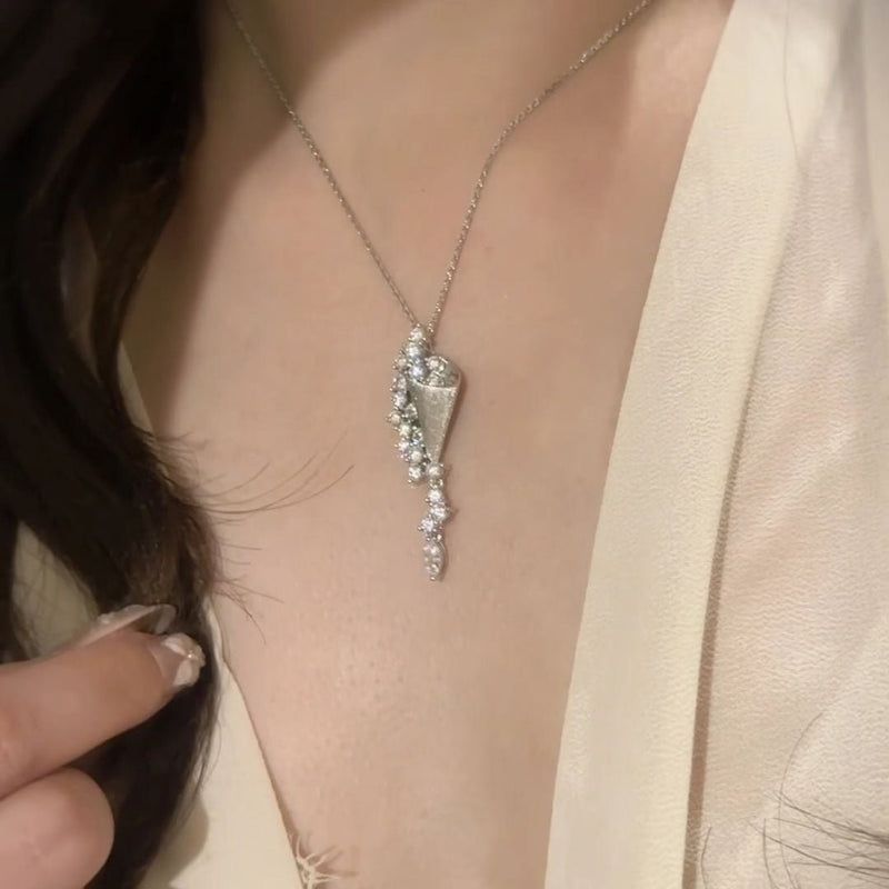 Bouquet De Lune Necklace