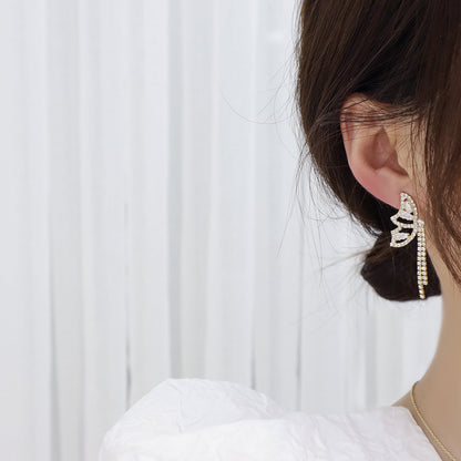 [] Sally Butterfly Drop Earrings