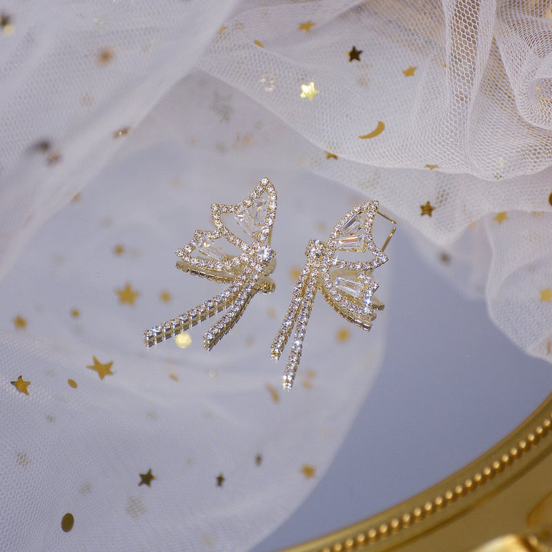 [] Sally Butterfly Drop Earrings