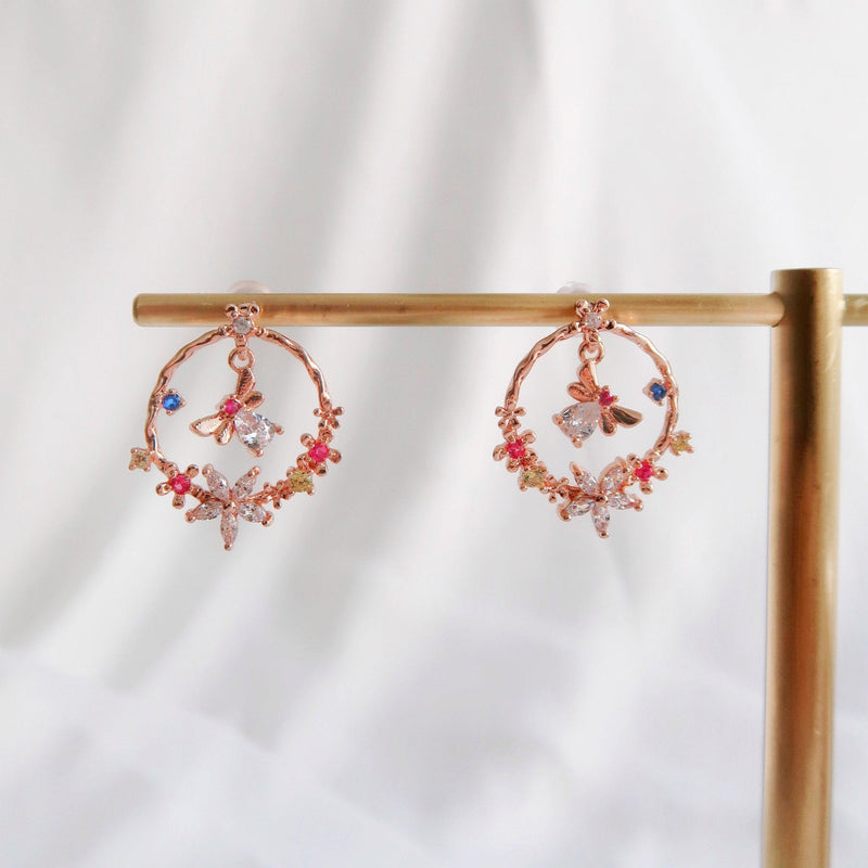[] Butterfly Flower Earrings