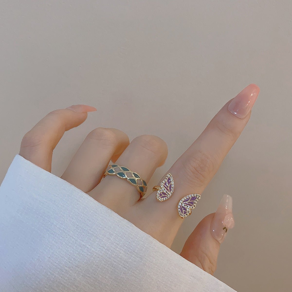 [] Butterfly Ring Set