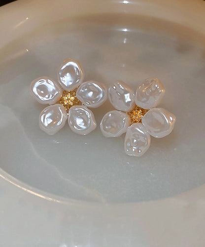 White Alloy Wrinkled Pearl Stud Earrings
