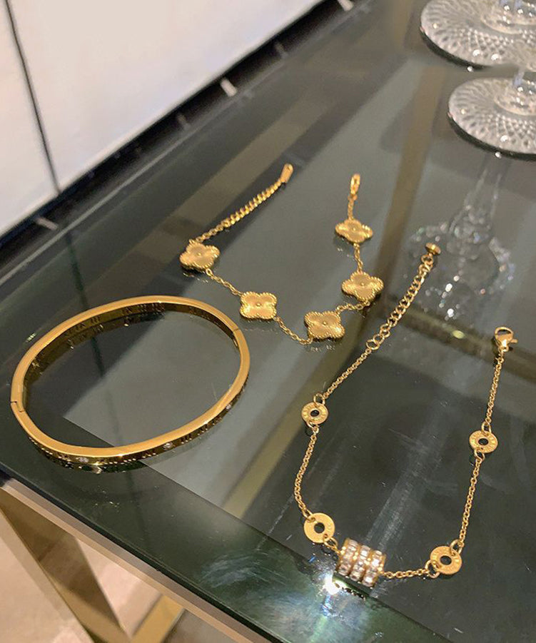 Vogue Gold Stainless Steel Alloy Zircon Graphic Four Leaf Clover Charm Bracelet Three-piece Set