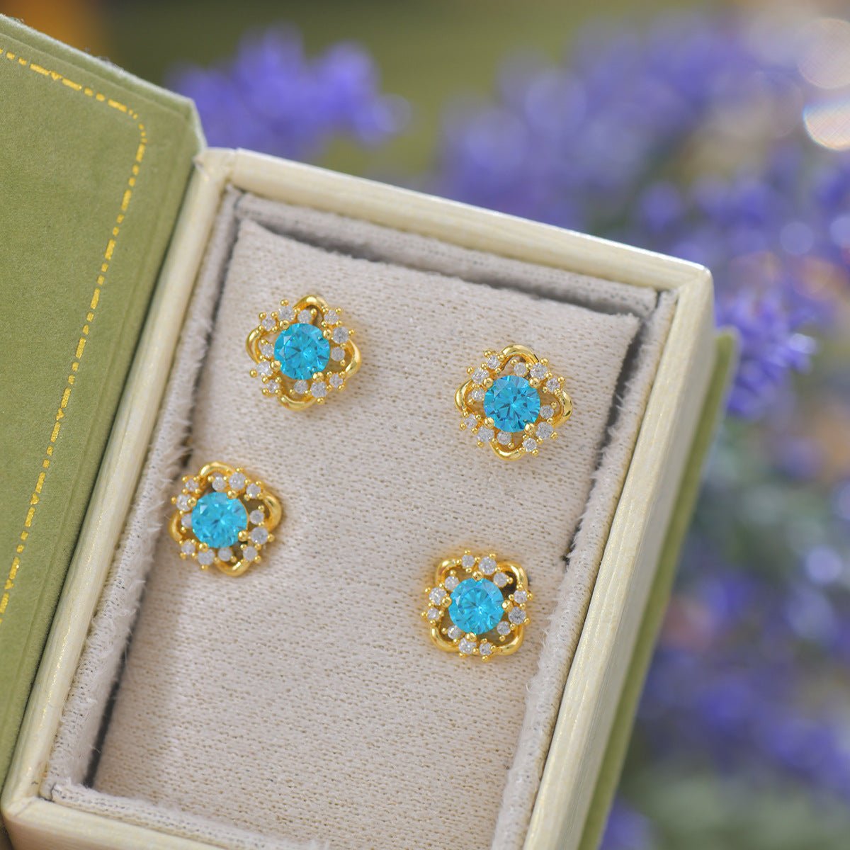 Capri Oceanlight Stud Earrings