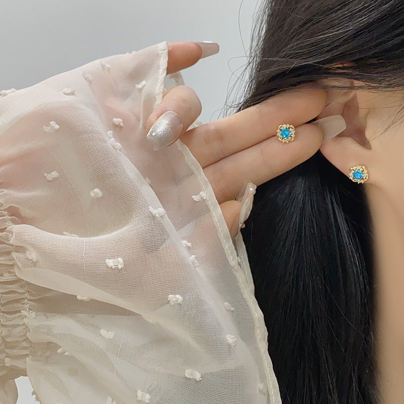 Capri Oceanlight Stud Earrings