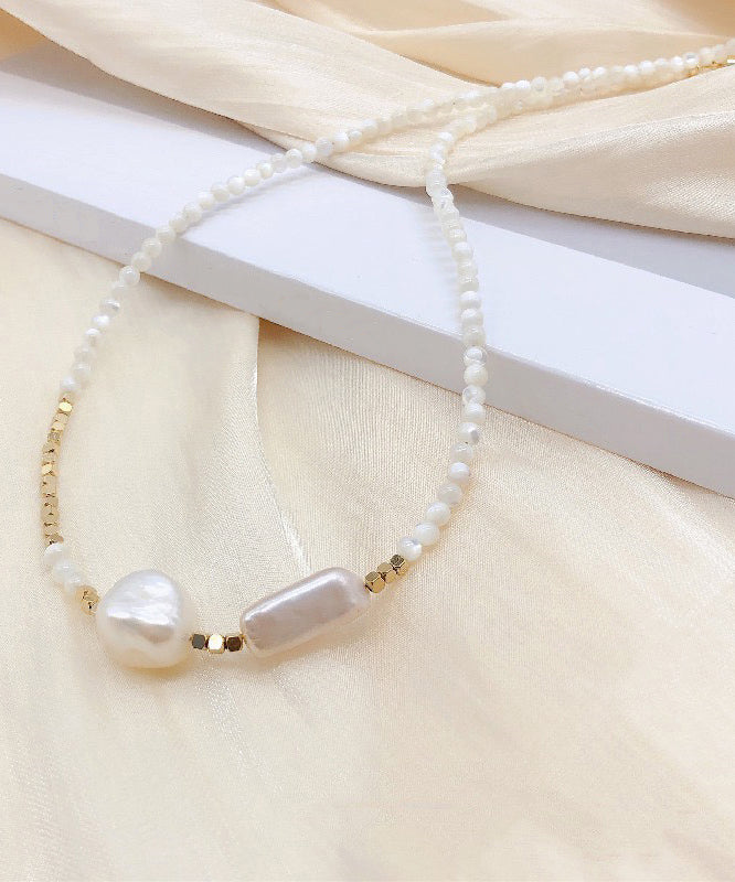 White Alloy Pearl Gratuated Bead Necklace