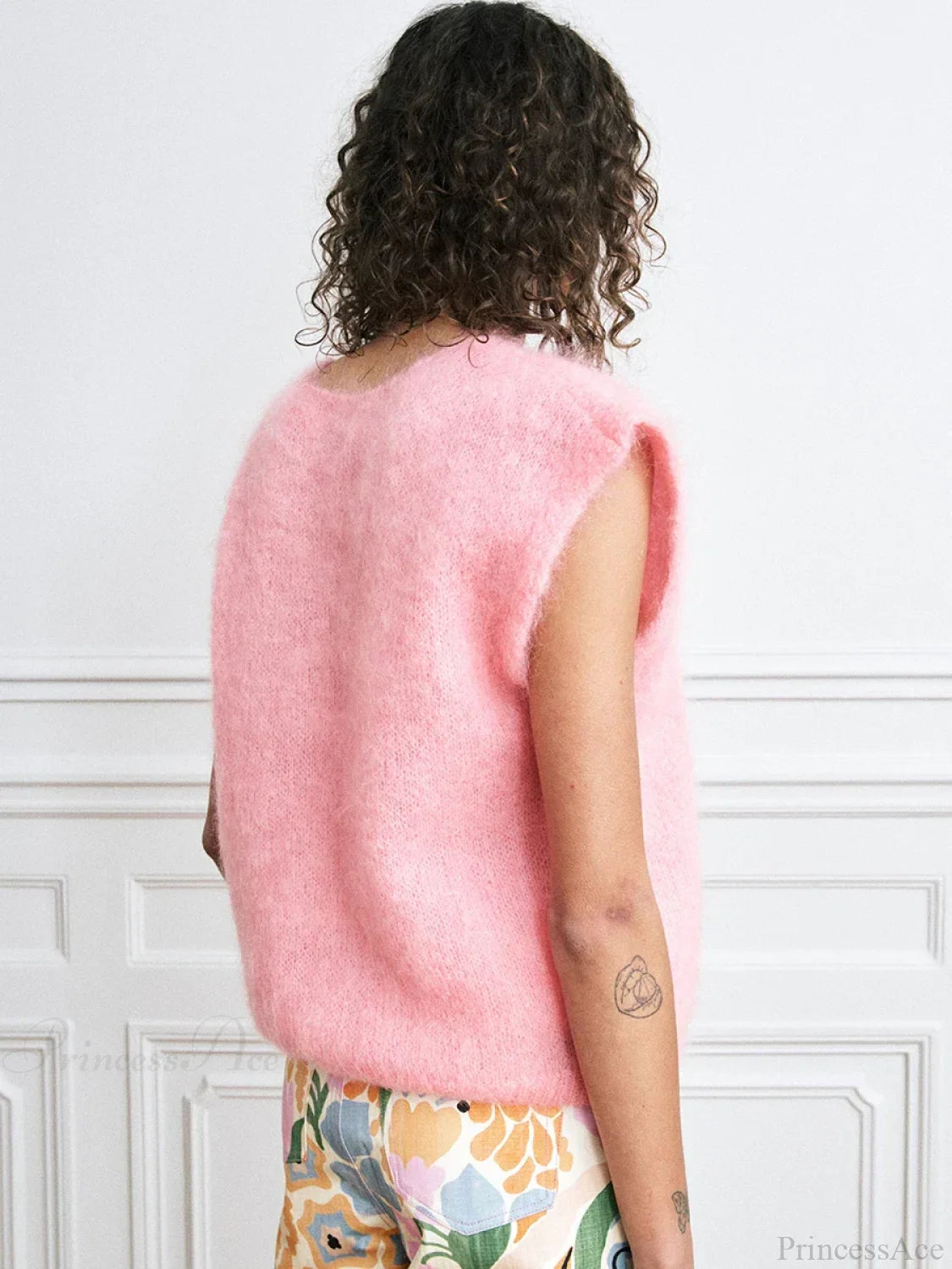 Colorful Furry Button-up Sleeveless Cardigan