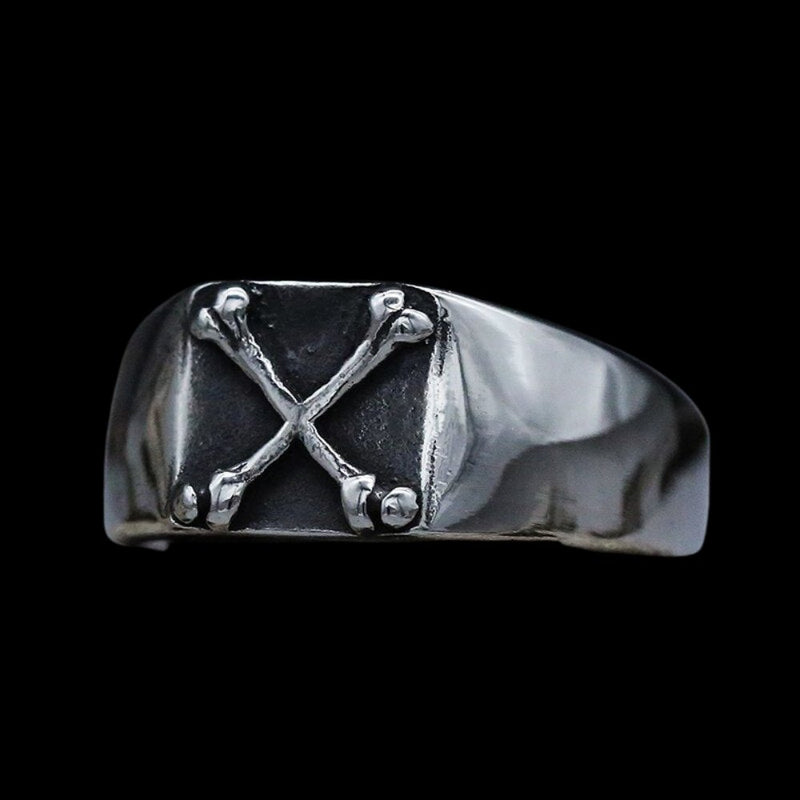 Crossbones Ring