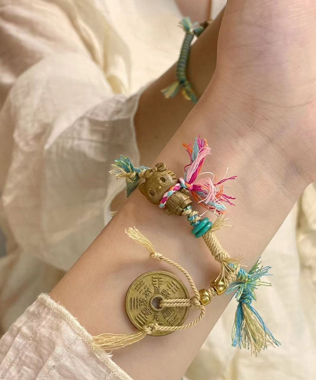 Diy Blue Hand Knitting Kitty Cat Copper Cash Charm Bracelet