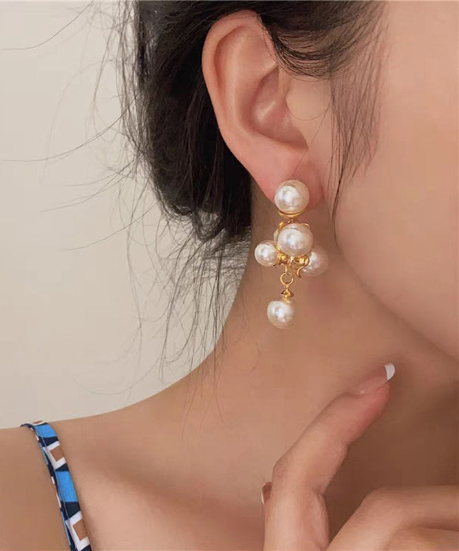 White Copper Alloy Pearl Stud Earrings