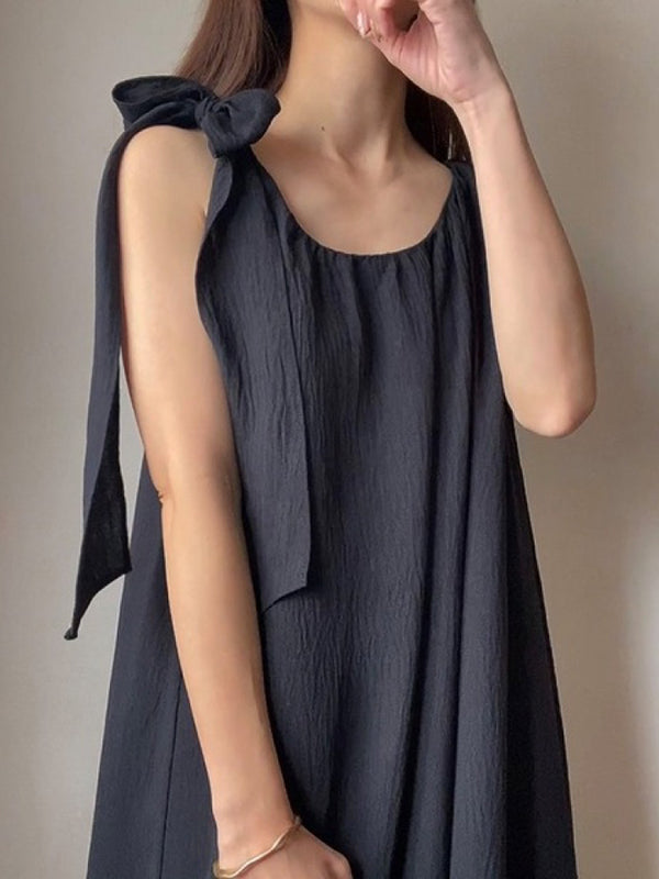 High Waisted Loose Pleated Color Tied Round-neck Maxi Dresses