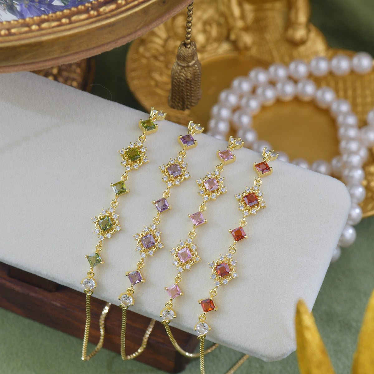 Daphne Bracelet in Green