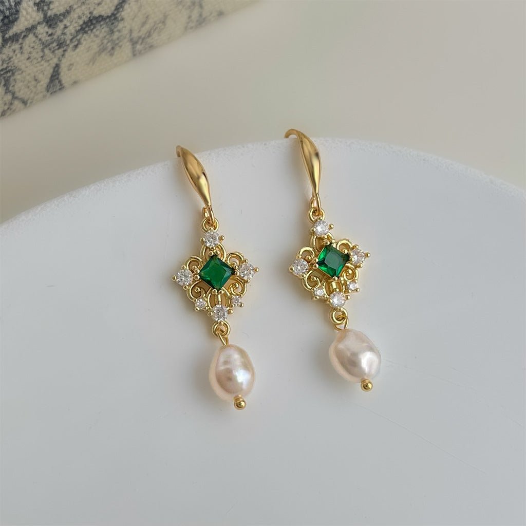 [sample ] Daphne Emerald Pearl Earrings
