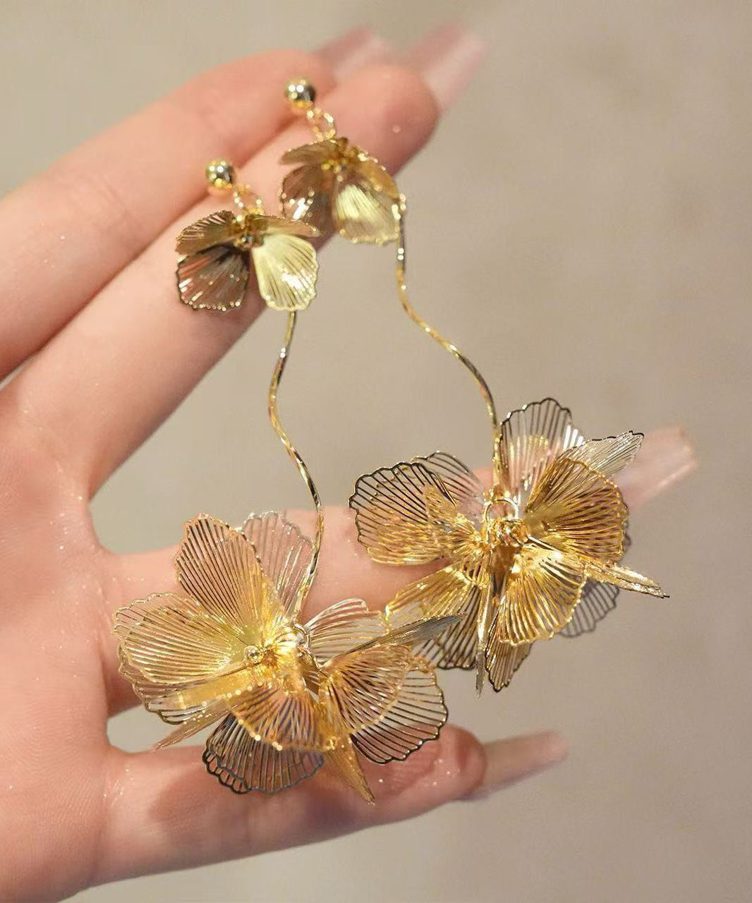 Stylish Gold Metal Overgild Drop Earrings