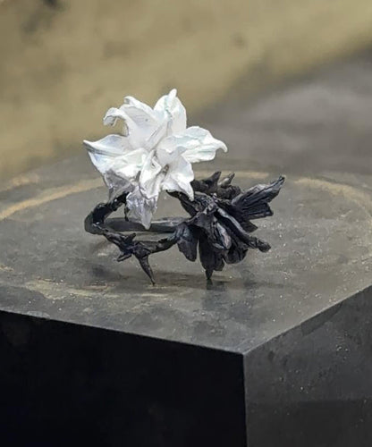 Chice Black White Stering Silver Rings