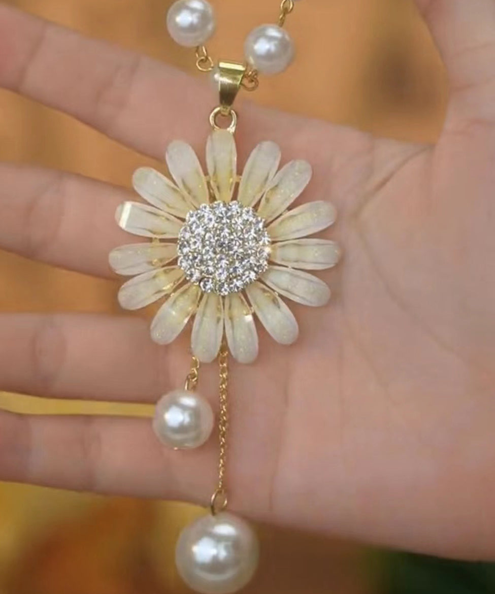 Fine Gold Alloy Zircon Tassel Pendant Necklace