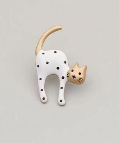 Black Alloy Dot Little Cats Brooches