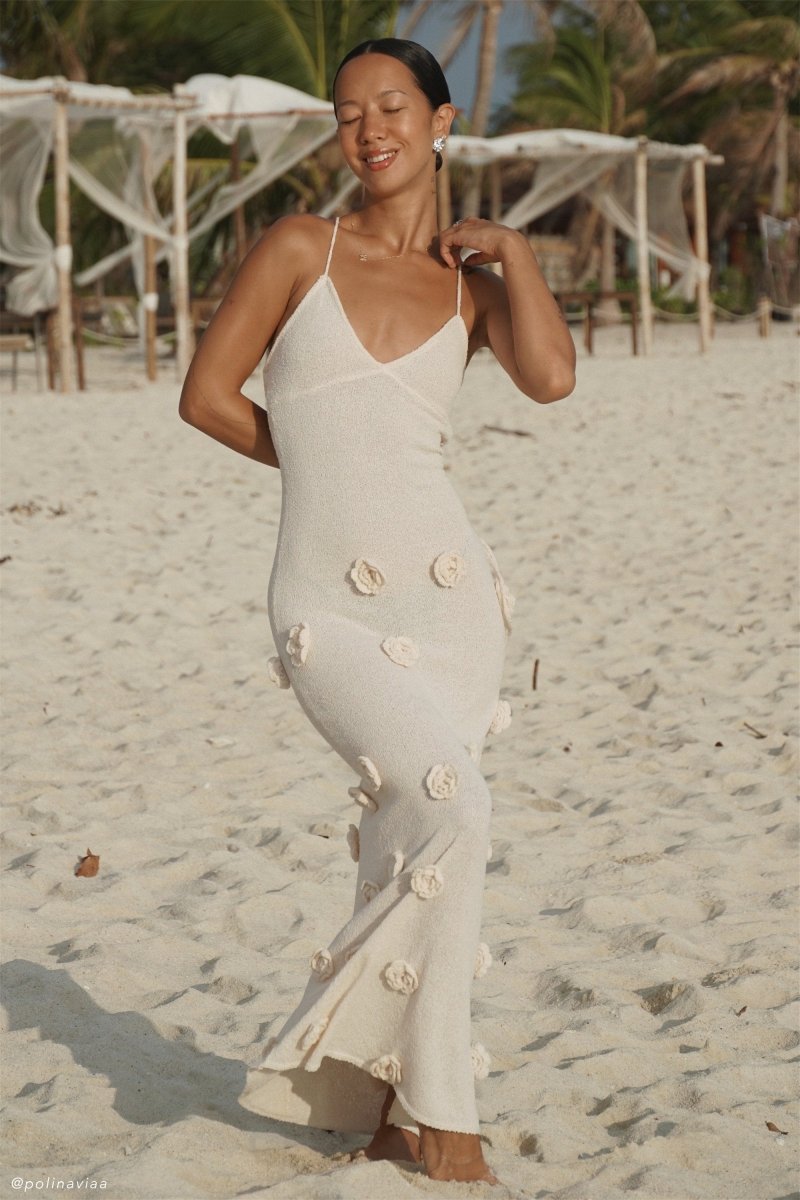 Edwina V-neck Knitted Maxi Dress