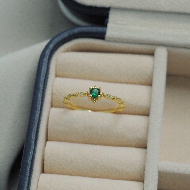 Diana Emerald Ring