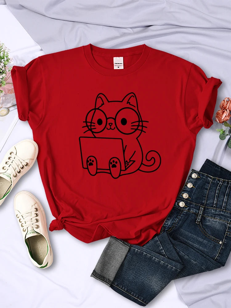 Careful Study of Work Cat Sketches T-shirt Personality Trend Tee Clothing Street Creative Tops Female Short Sleeve